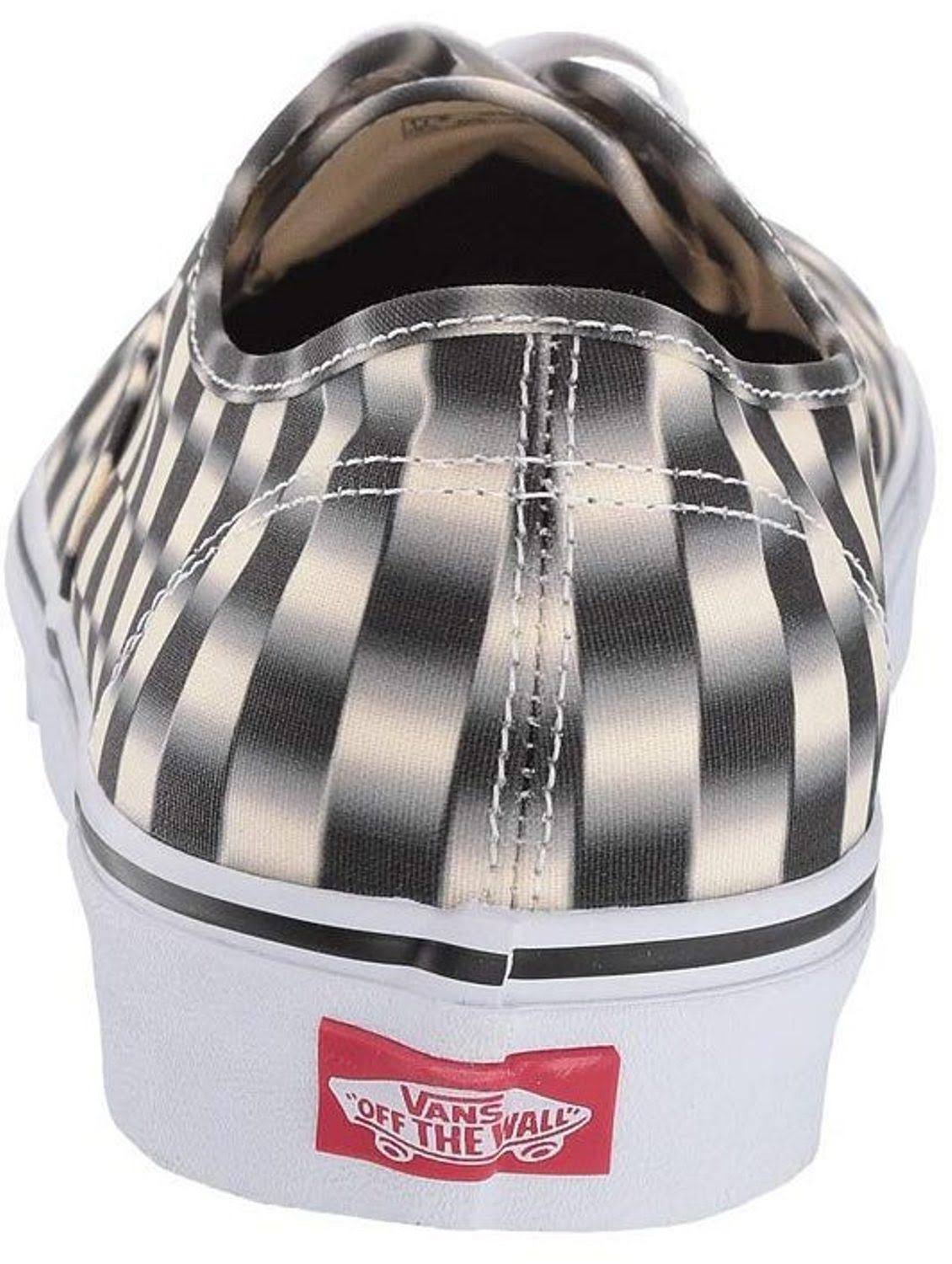 Blur Check Authentic Black Classic White Shoes Z601103