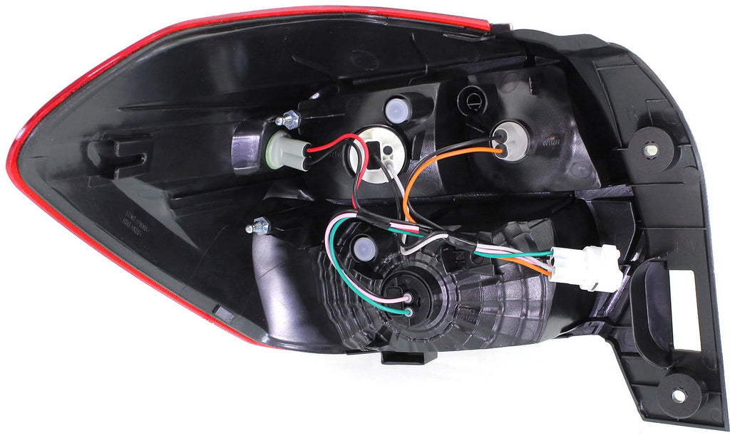 Right Passenger Tail Light With bulb(s) F158342