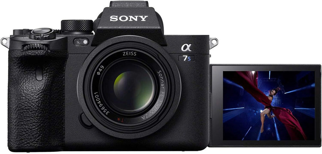 Mirrorless Full Frame Camera Bundle R8067