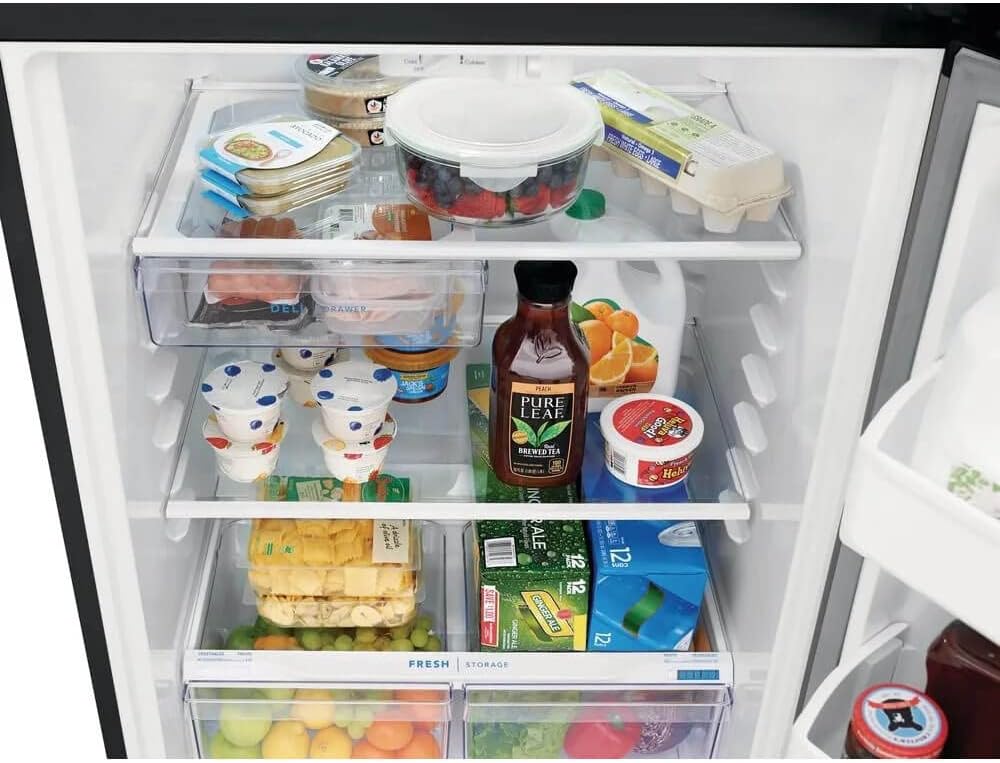 30 Inch Top Freezer Refrigerator with 18.3 cu. ft. Total Capacity Q39995