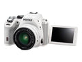 White Digital SLR Camera with Lens D43115