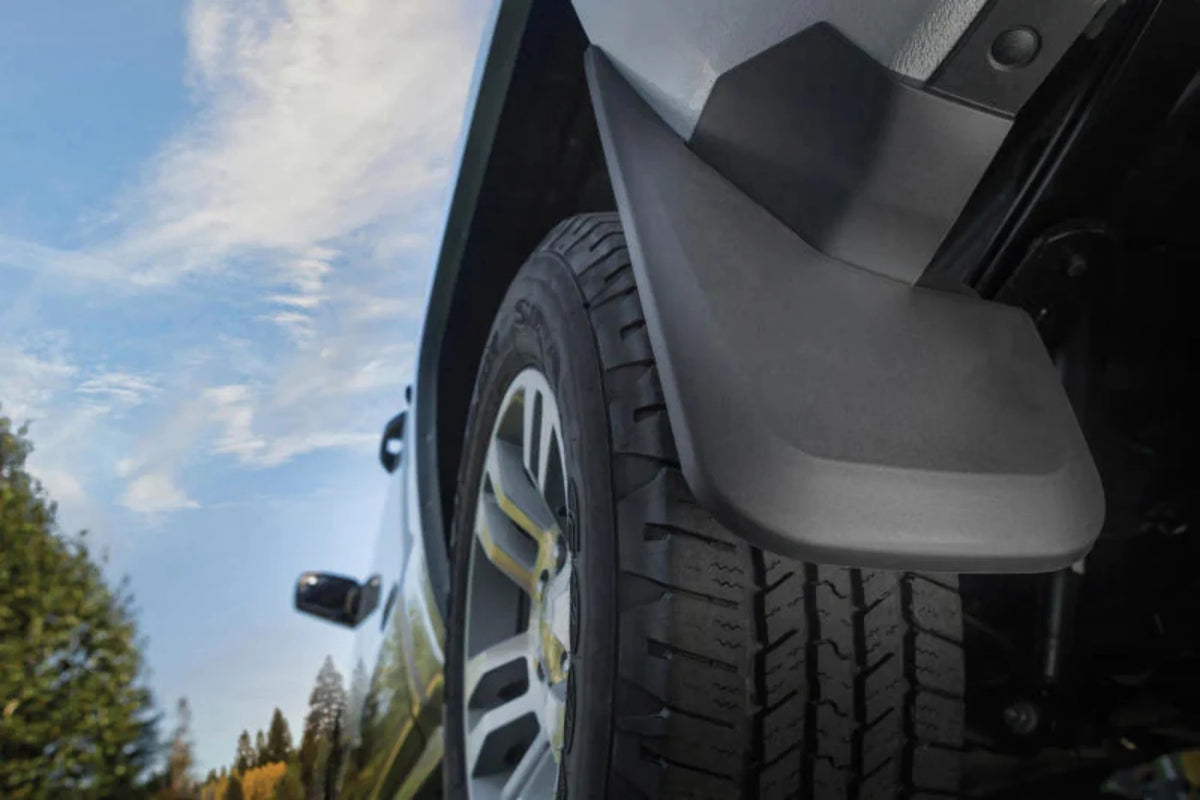 Black Front and Rear Mud Guards O9607