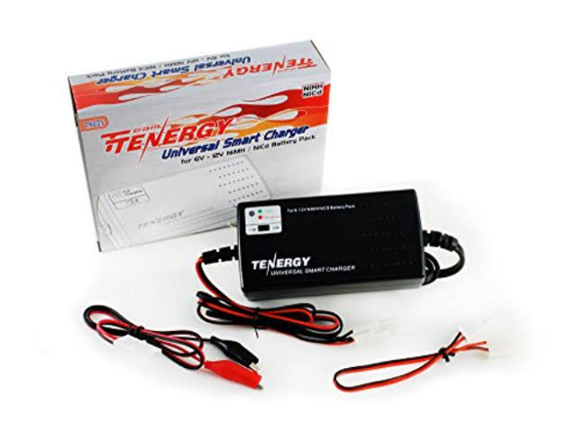 Combo: Universal Smart Charger 6V - 12V + 2 Pcs 7.2V NiMH 3800mAh Battery Packs W6521