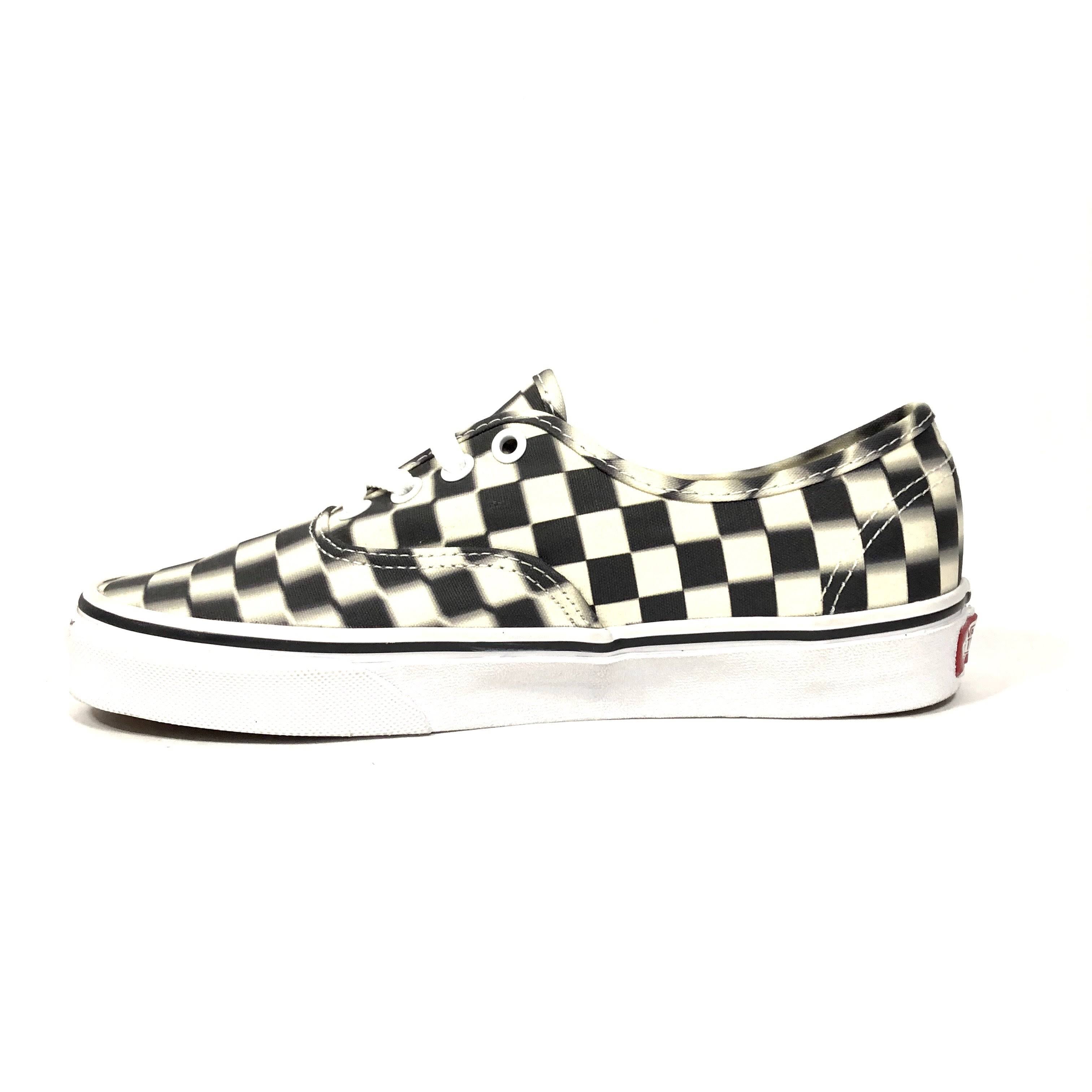Blur Check Authentic Black Classic White Shoes Z601103