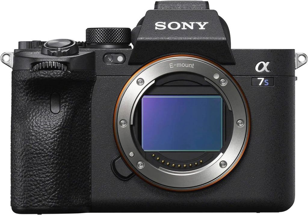 Mirrorless Full Frame Camera Bundle R8067