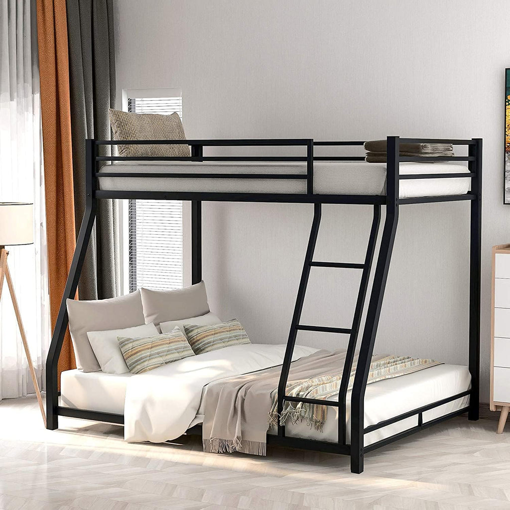 Twin-Over-Twin Solid Pine Wood Bunk Bed with Trundle and 4 Storage Drawers G97432
