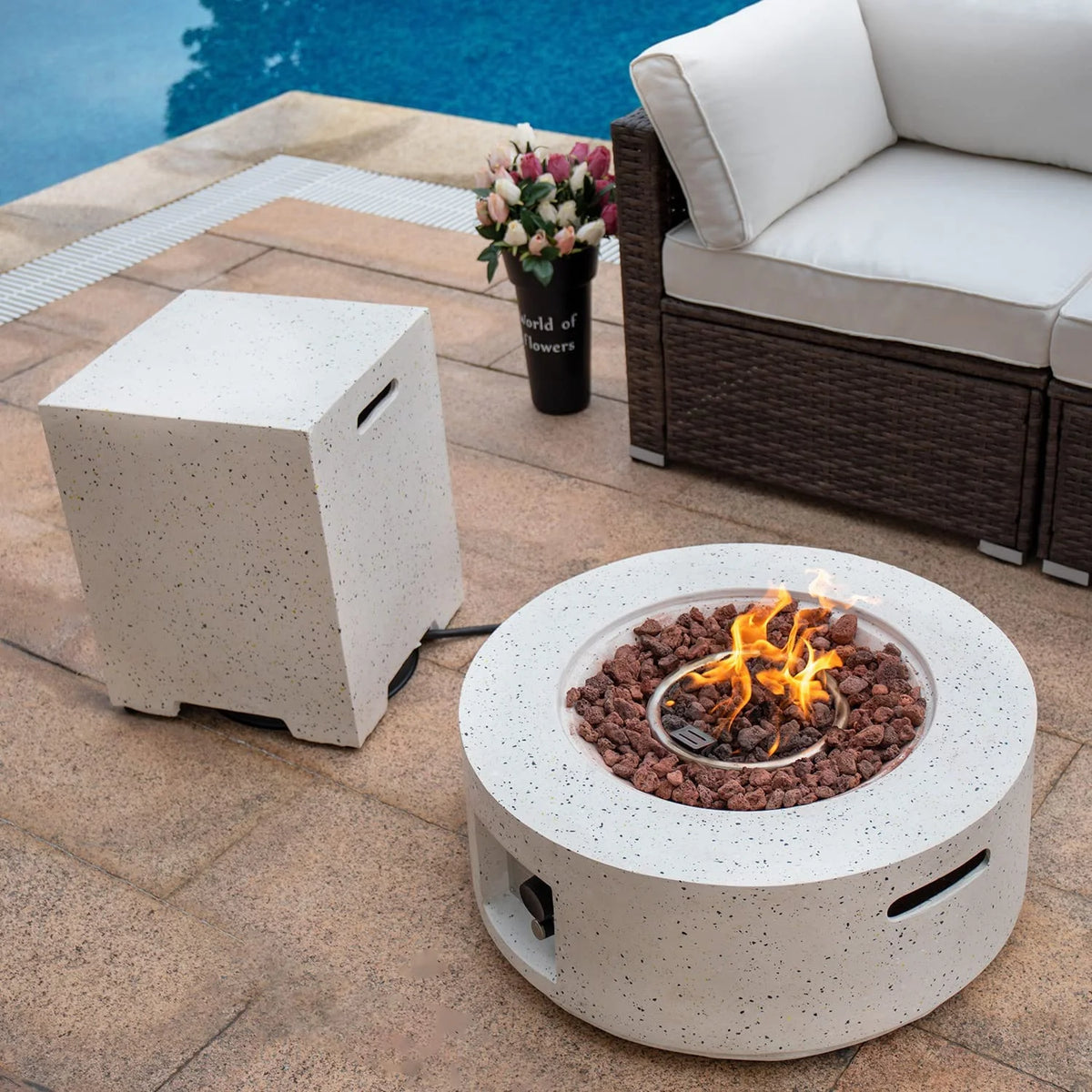 40,000 BTU Outdoor 28-inch Round Propane Fire Pit Table Set B502