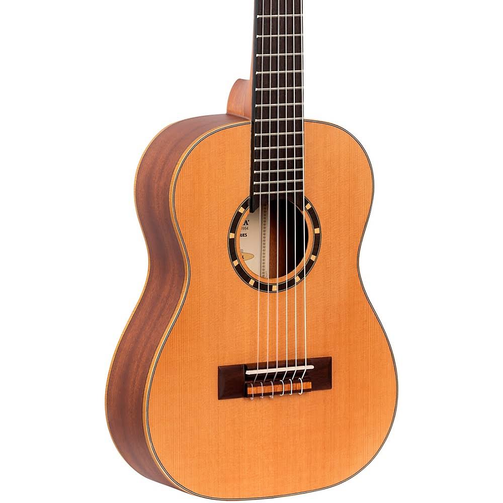 1/4 Size Classical Guitar D823089