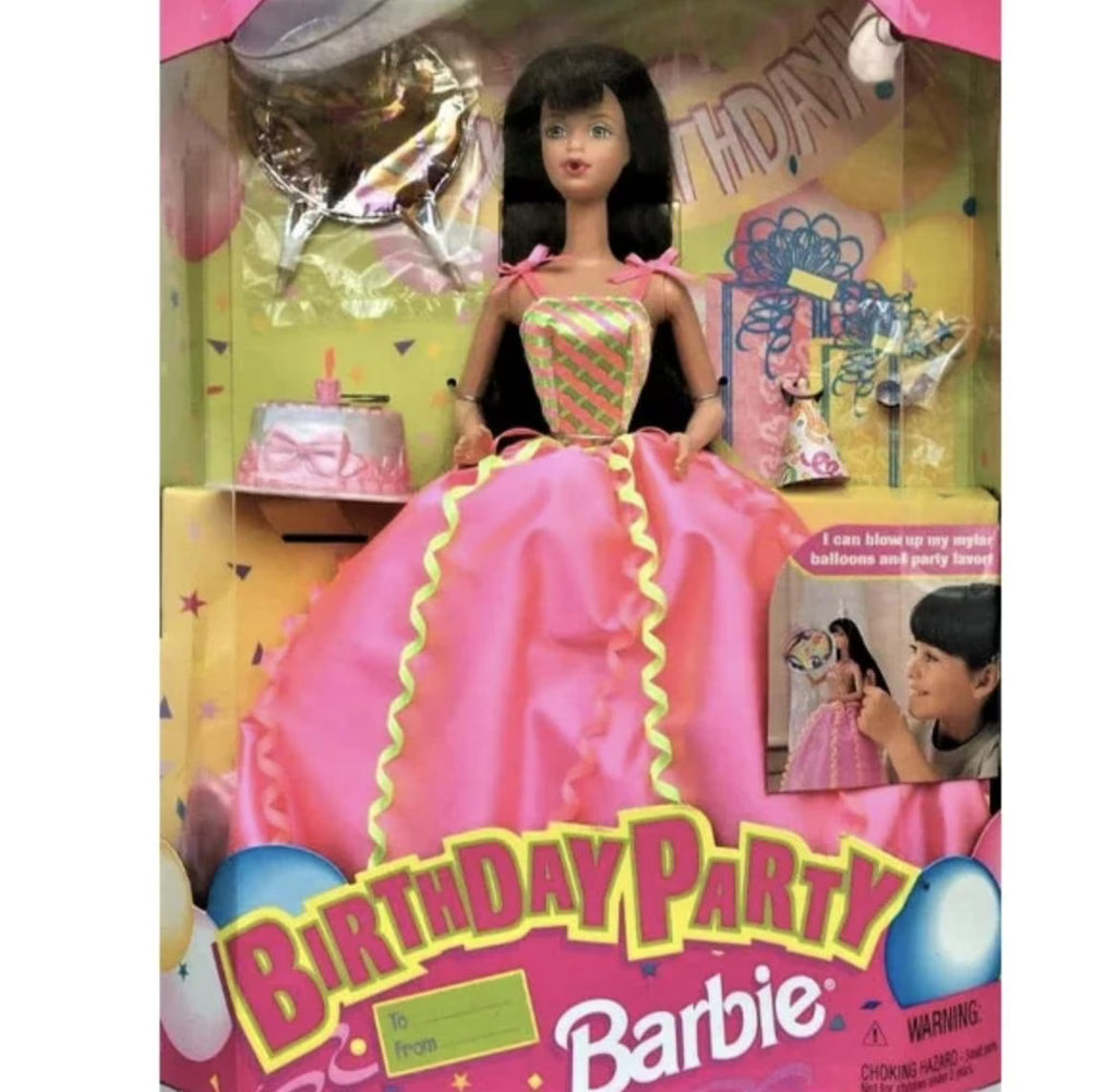 Brunette Doll Blows Up Own Balloons Y8881