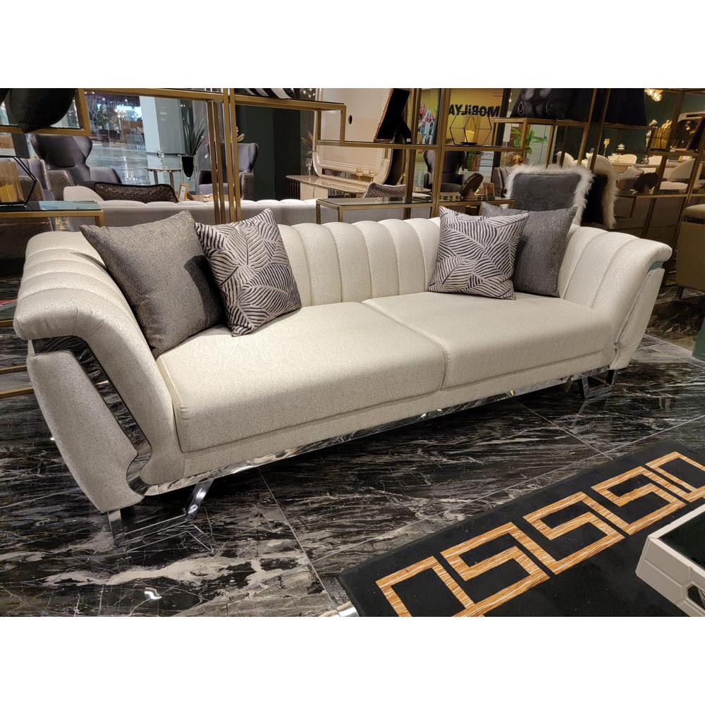 Cream 3 Seat Sofa V94800