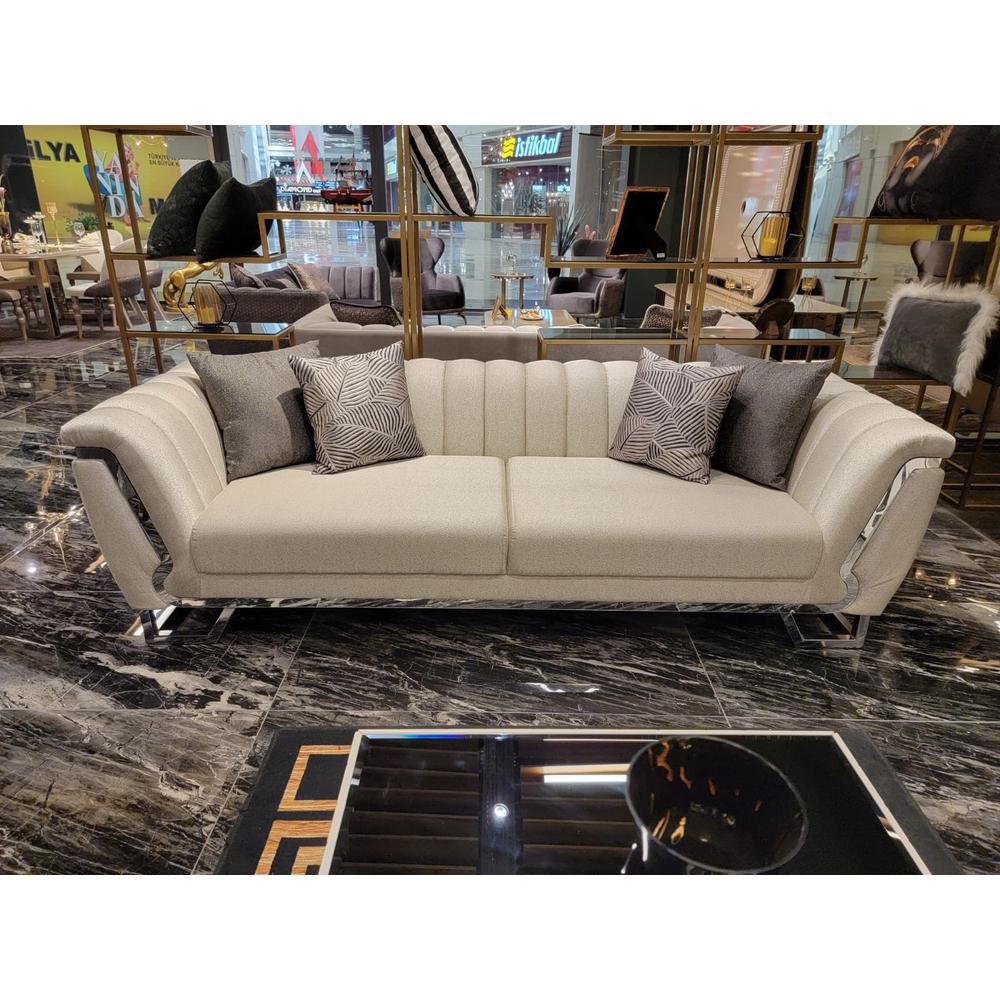 Cream 3 Seat Sofa V94800