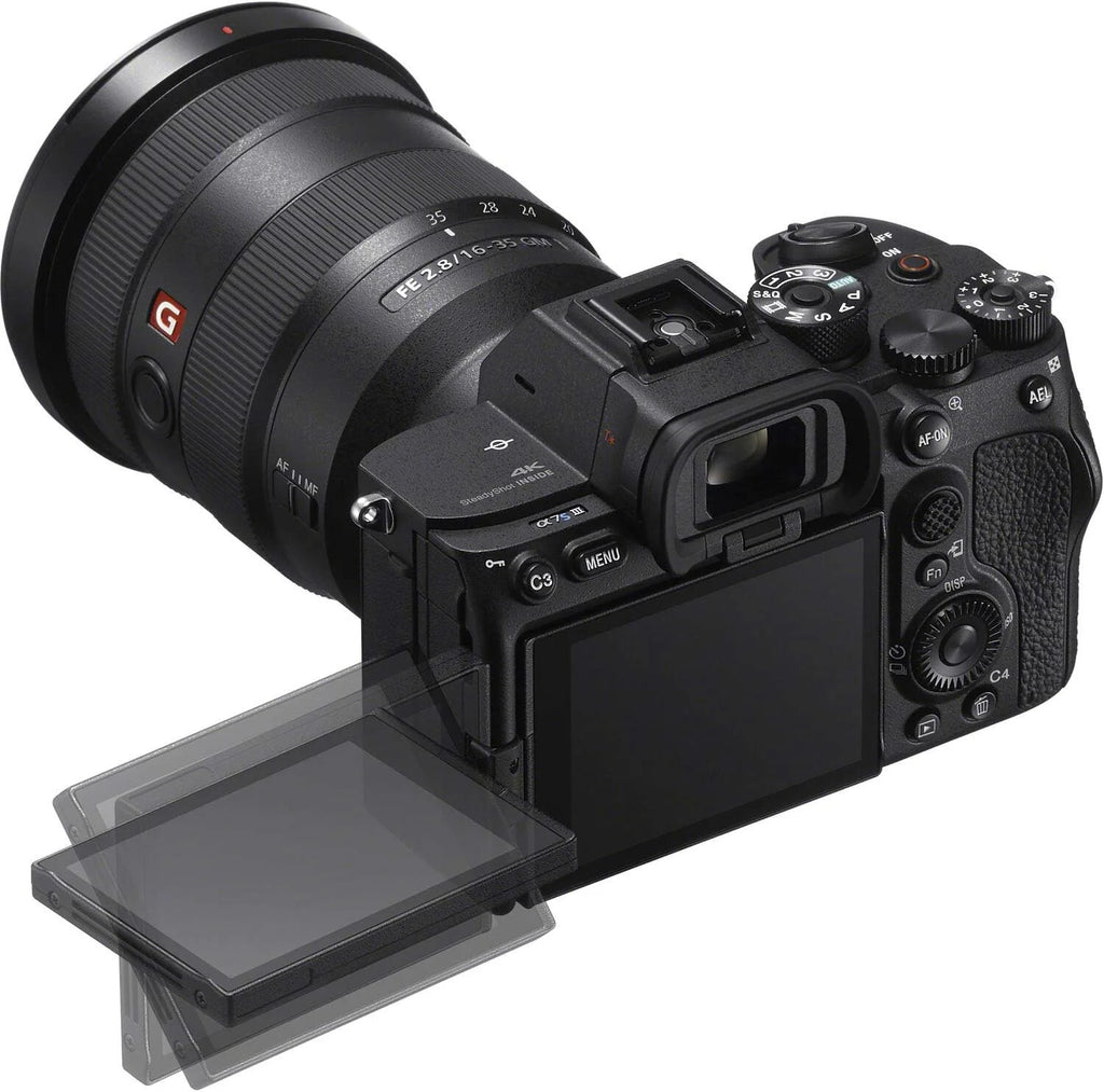 Mirrorless Full Frame Camera Bundle R8067