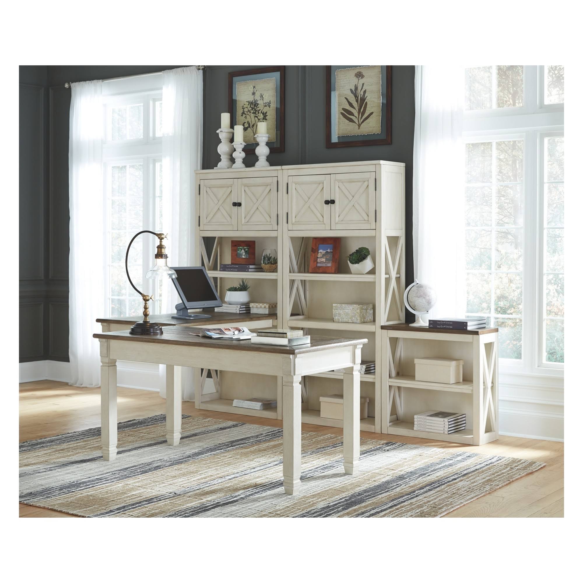 Medium Bookcase Y4343