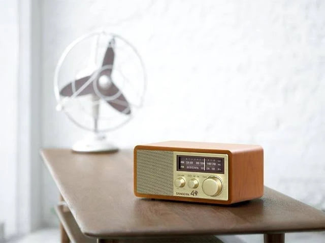 AM/FM Table Top Radio X537277